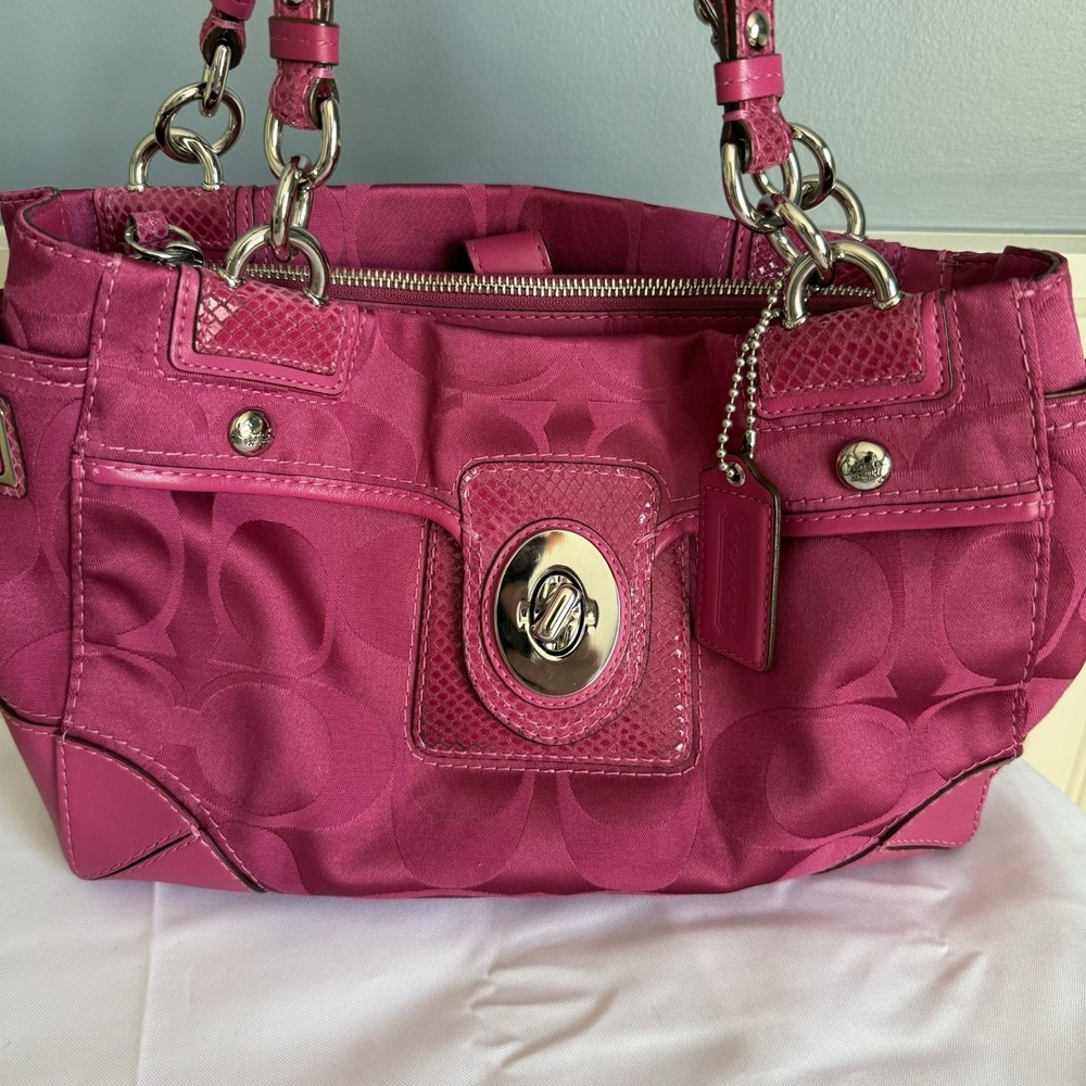 COACH Peyton Tote Bag Purse Signature Hot Pink Y2K Snakeskin Embossed Leather - Picture 2 of 16
